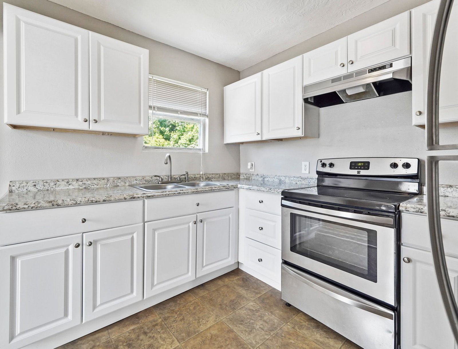 2 Bedroom Rental – 1130 7th Avenue North, Texas City, TX, 77590